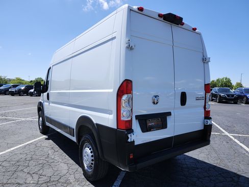 Used 2025 RAM ProMaster 2500 w/ Safety Group FWD image 14