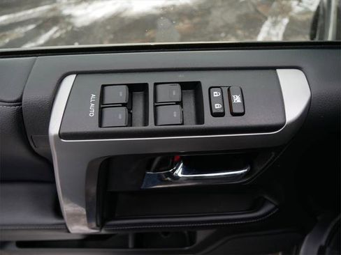 Certified 2020 Toyota 4Runner SR5 Premium image 17