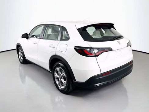 Certified 2023 Honda HR-V LX image 5