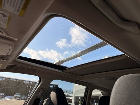 Used 2023 Subaru Forester Premium image 21