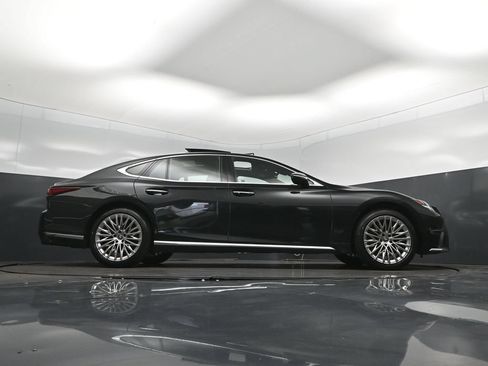 Certified 2024 Lexus LS 500 w/ Interior Upgrade Package RWD image 43