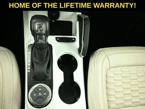 Used 2023 Ford Bronco Outer Banks AWD/4WD image 28