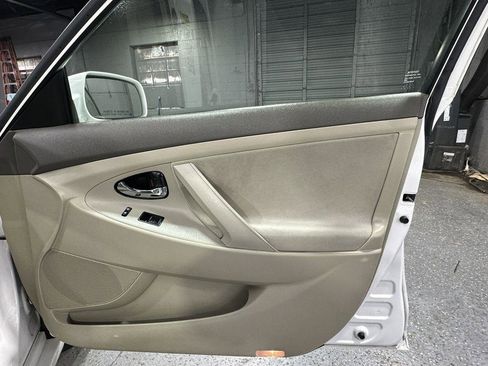 Used 2008 Toyota Camry XLE FWD image 36