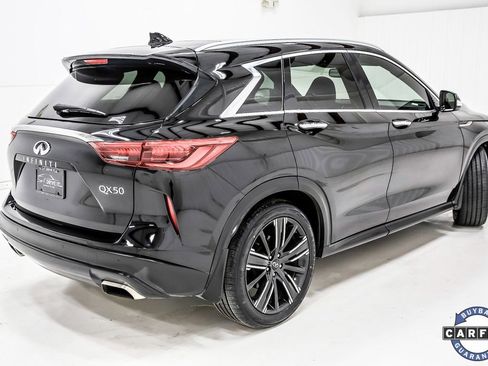 Used 2021 INFINITI QX50 Luxe w/ Appearance Package image 8