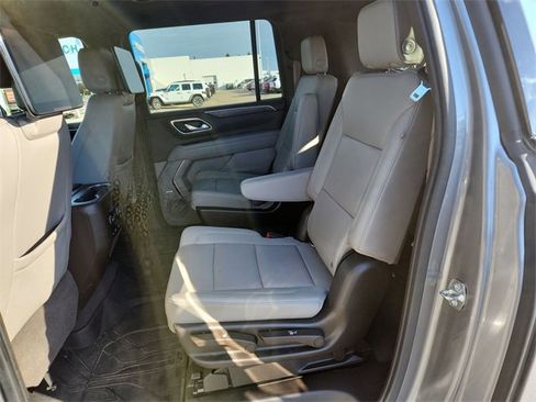 Certified 2021 Chevrolet Suburban LT w/ Rear Media and Nav Package image 25