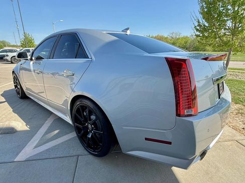 Used 2011 Cadillac CTS V w/ Wood Trim Package RWD image 6