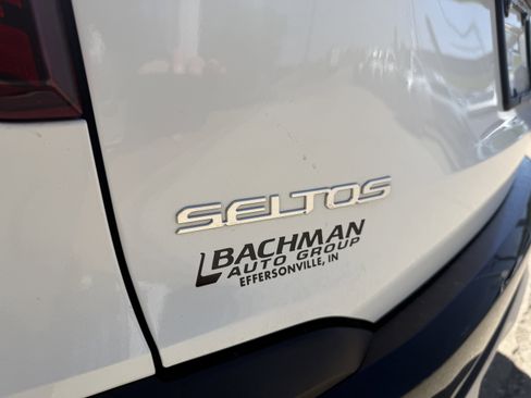 Used 2024 Kia Seltos S AWD/4WD image 9