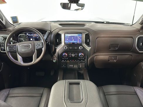 Used 2022 GMC Sierra 3500 Denali w/ Denali Ultimate Package AWD/4WD image 23
