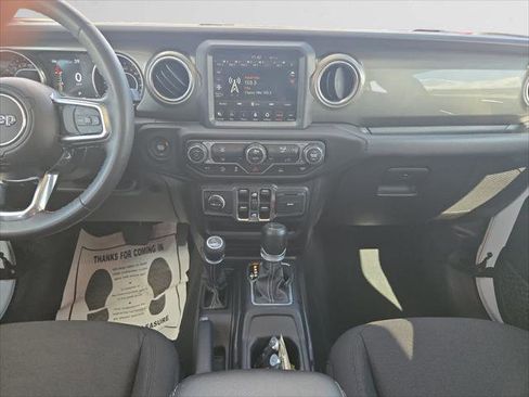 Certified 2023 Jeep Gladiator Overland image 11