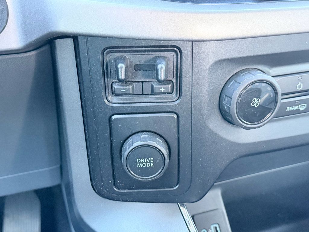 Used 2021 Ford F150 XLT w/ Tow Technology Package RWD image 35