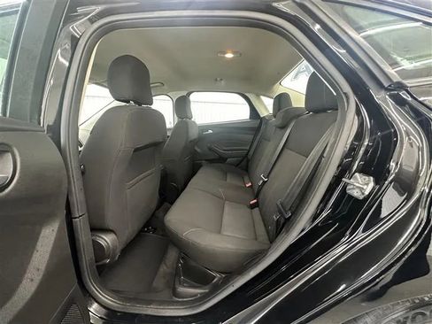 Used 2017 Ford Focus SE image 12