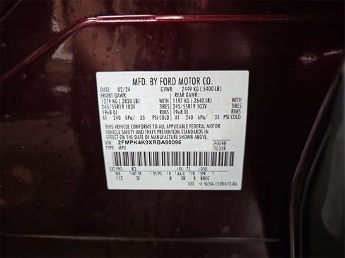 Used 2024 Ford Edge Titanium image 32