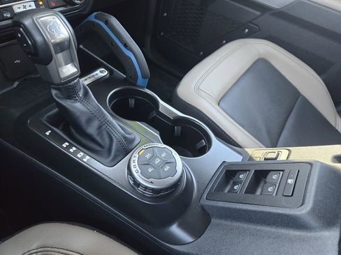 Used 2022 Ford Bronco Wildtrak image 23