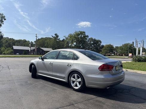 Used 2012 Volkswagen Passat 2.5 SE FWD image 5