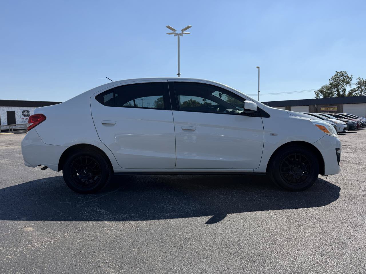 Used 2019 Mitsubishi Mirage G4 ES FWD image 4