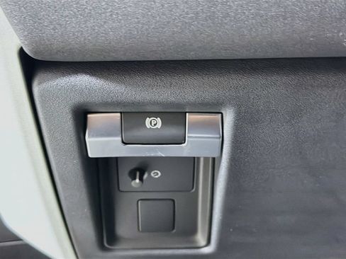 Certified 2023 Land Rover Defender 110 S AWD/4WD image 10