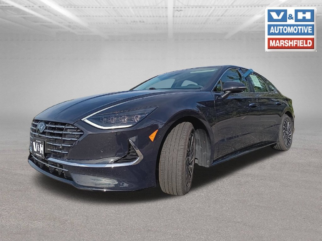 Used 2023 Hyundai Sonata Limited w/ Cargo Package FWD image 32
