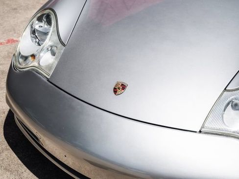 Used 2003 Porsche 911 Carrera RWD image 22