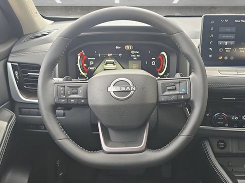 New 2026 Nissan Rogue Platinum image 21