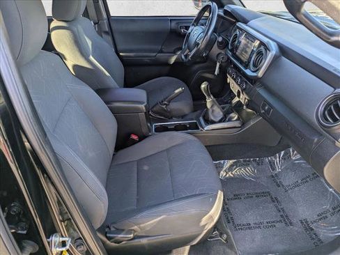 Used 2016 Toyota Tacoma TRD Off-Road image 20