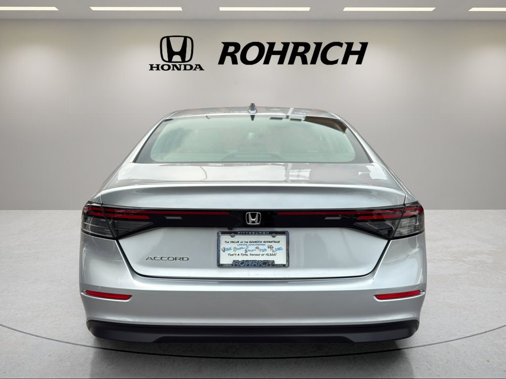 Used 2025 Honda Accord LX image 7