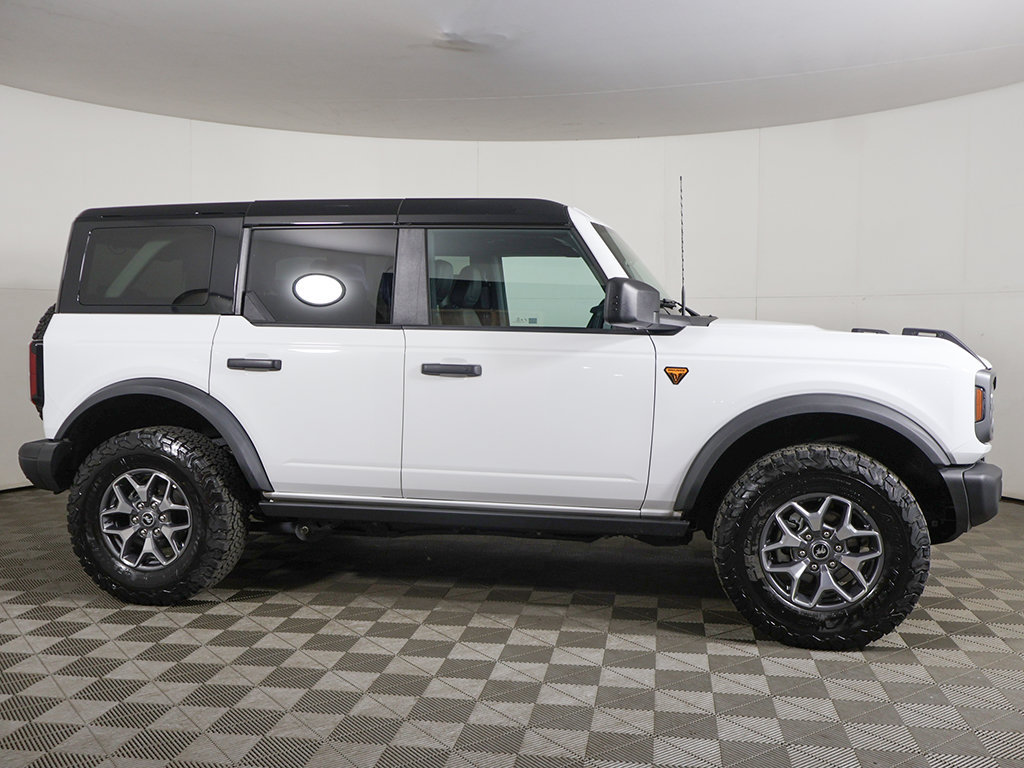 Used 2025 Ford Bronco Badlands AWD/4WD image 14