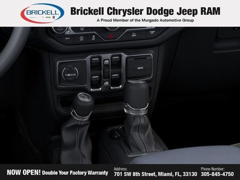 Used 2026 Jeep Gladiator Sport AWD/4WD image 25