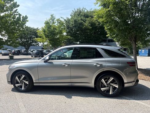 New 2026 Genesis GV70 3.5T Sport Advanced AWD/4WD image 7