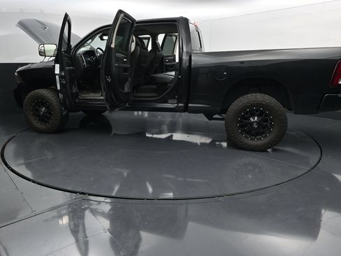 Used 2016 RAM 1500 Sport AWD/4WD image 28