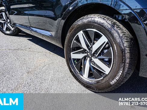 Used 2021 Kia Sorento EX image 16