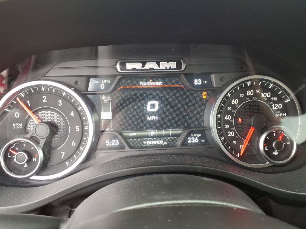 Used 2025 RAM 1500 Big Horn AWD/4WD image 11