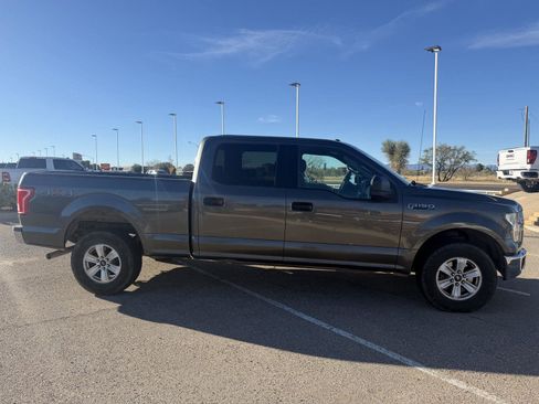 Used 2015 Ford F150 XLT w/ Trailer Tow Package image 3