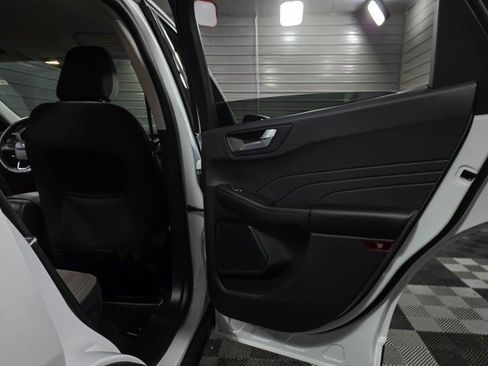 Used 2021 Ford Escape SE w/ Convenience Package image 34