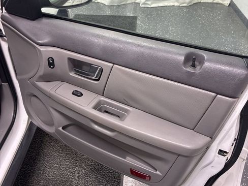 Used 2003 Ford Taurus SES image 29