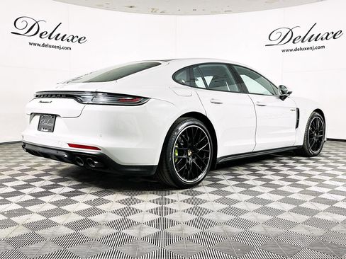 Used 2023 Porsche Panamera 4 Platinum Edition image 6