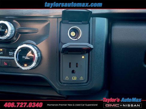 Used 2024 Ford F350 Lariat w/ Black Appearance Package AWD/4WD image 27