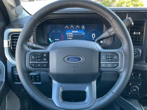 New 2026 Ford F250 Lariat w/ Black Appearance Package AWD/4WD image 56