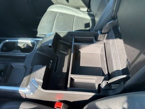 Used 2022 Chevrolet Silverado 1500 LTZ w/ LTZ Convenience Package II image 32