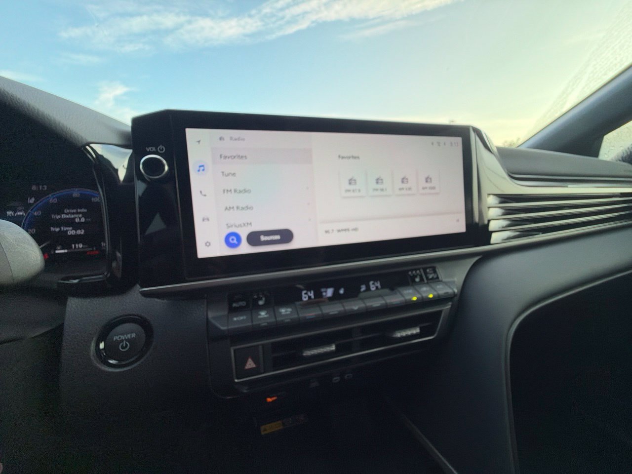 Used 2025 Toyota Camry XSE FWD image 10