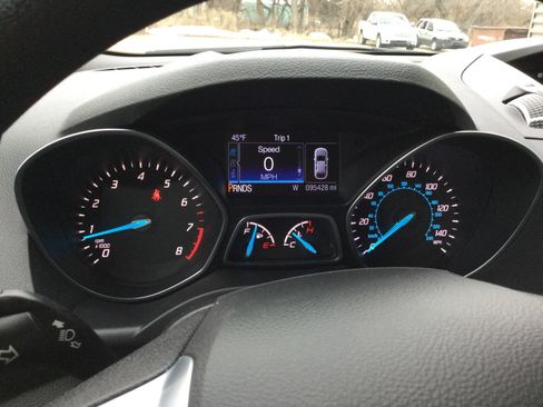 Used 2016 Ford Escape SE image 17