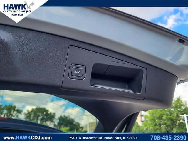 Used 2025 Cadillac XT4 Premium Luxury AWD/4WD image 26