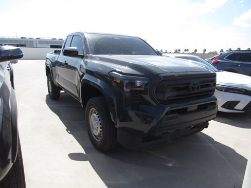 Used 2025 Toyota Tacoma SR w/ SR Upgrade Package RWD image 2