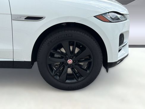 Used 2022 Jaguar F-PACE S AWD/4WD image 12