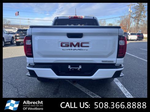 Used 2023 GMC Canyon Elevation w/ Convenience Package image 4