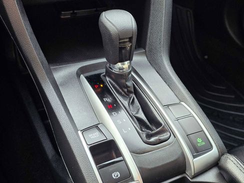 Used 2019 Honda Civic LX image 25