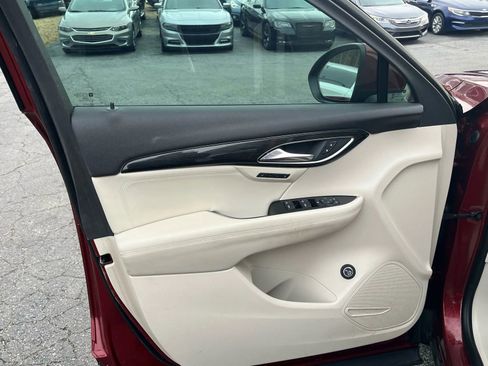 Used 2021 Buick Envision Essence image 9