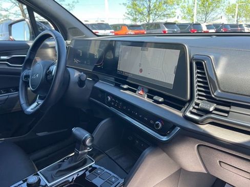 Certified 2023 Kia Sportage X-Line image 38