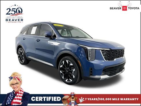 Used 2025 Kia Sorento EX FWD image 1