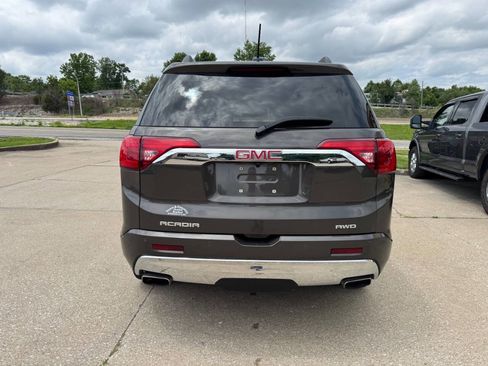 Used 2019 GMC Acadia Denali w/ Technology Package AWD/4WD image 8
