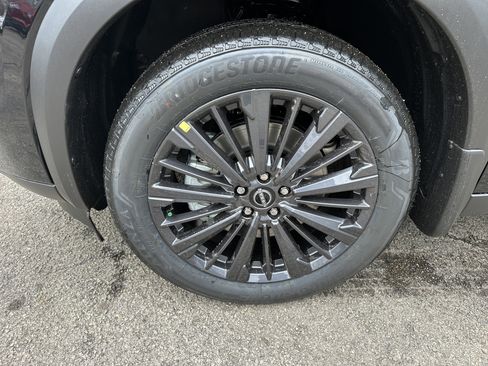 New 2026 Nissan Pathfinder SL image 13